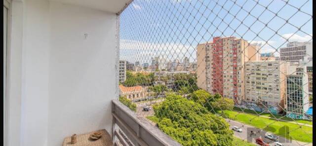 Apartamento à venda com 2 quartos, 71m² - Foto 2