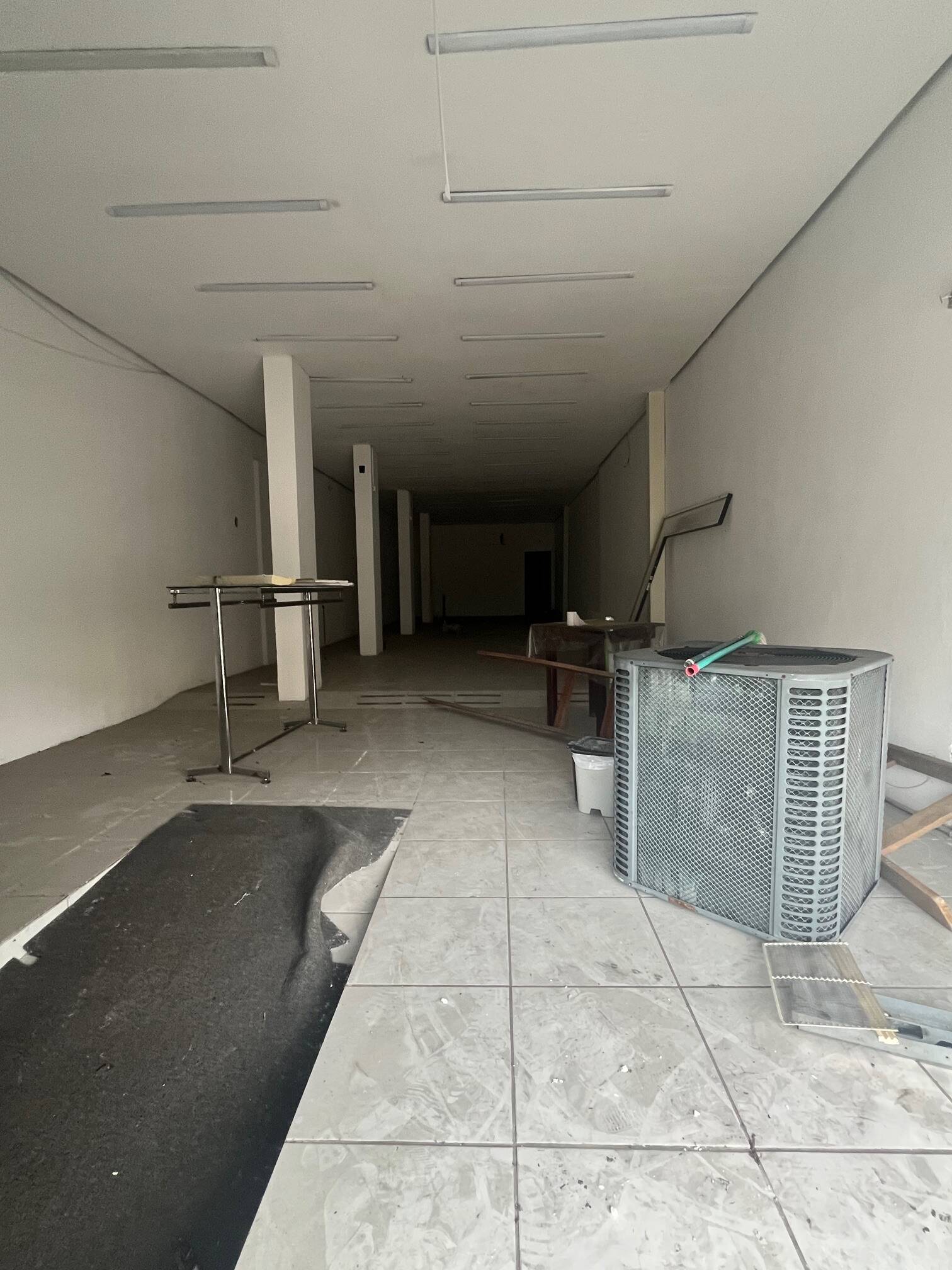 Loja-Salão para alugar, 129m² - Foto 7