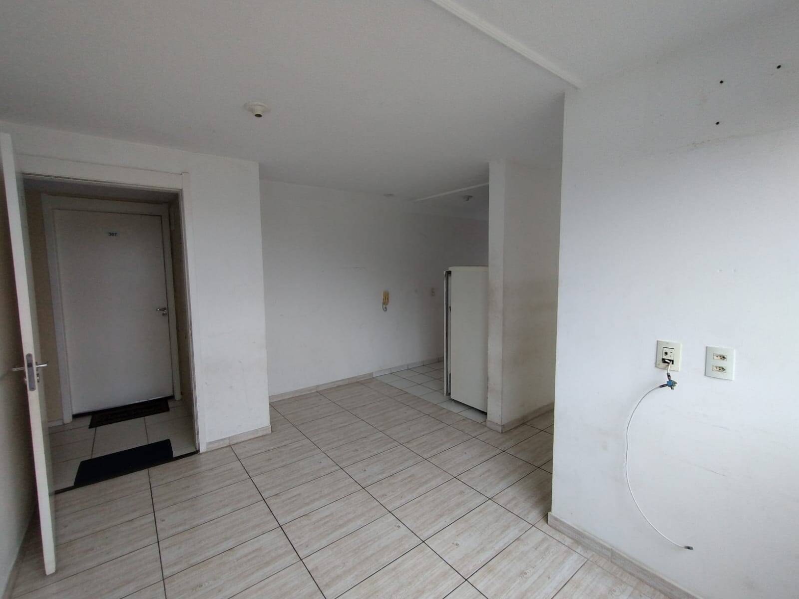 Apartamento para alugar com 2 quartos, 60m² - Foto 16