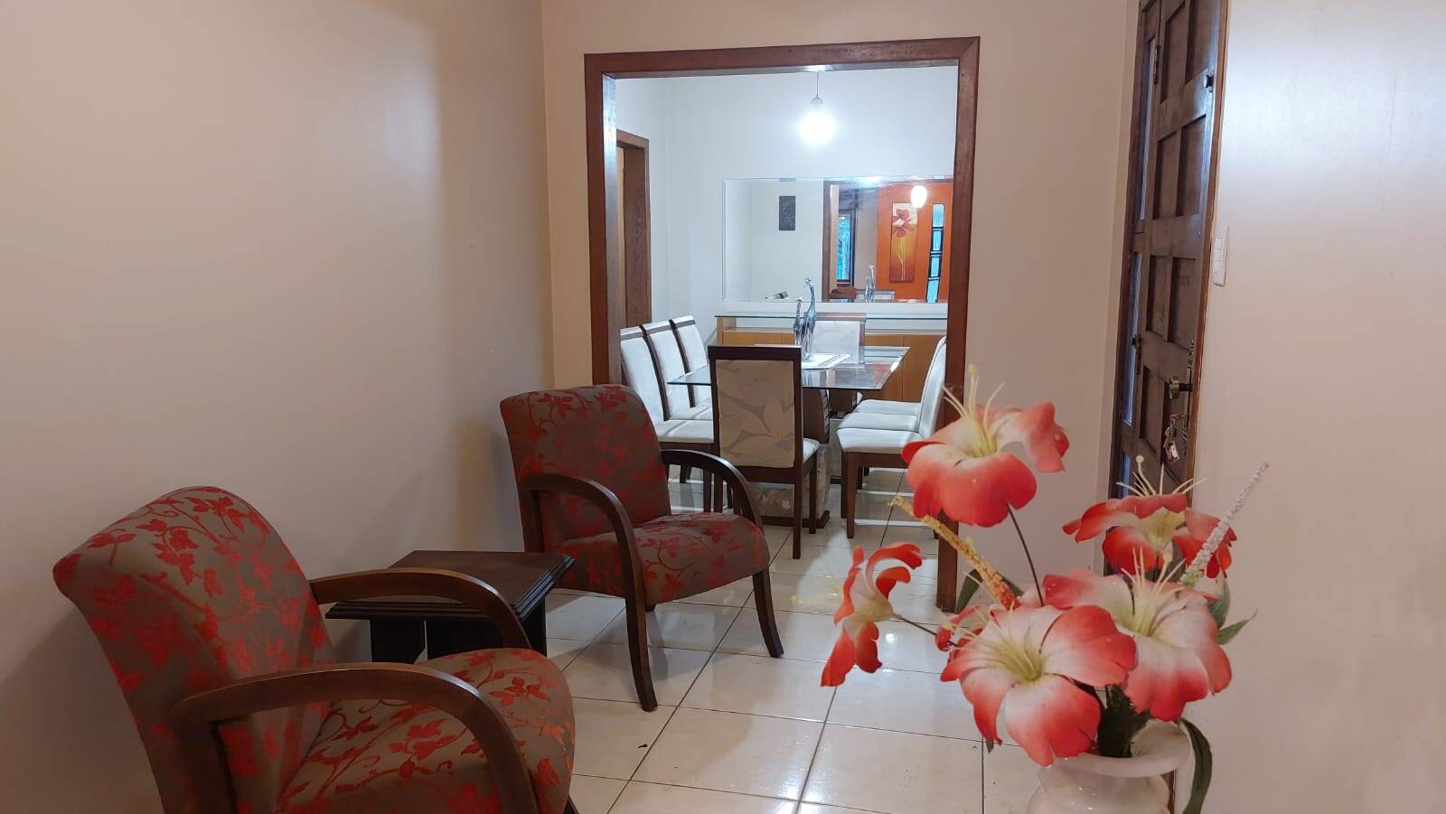 Casa, 4 quartos, 240 m² - Foto 2