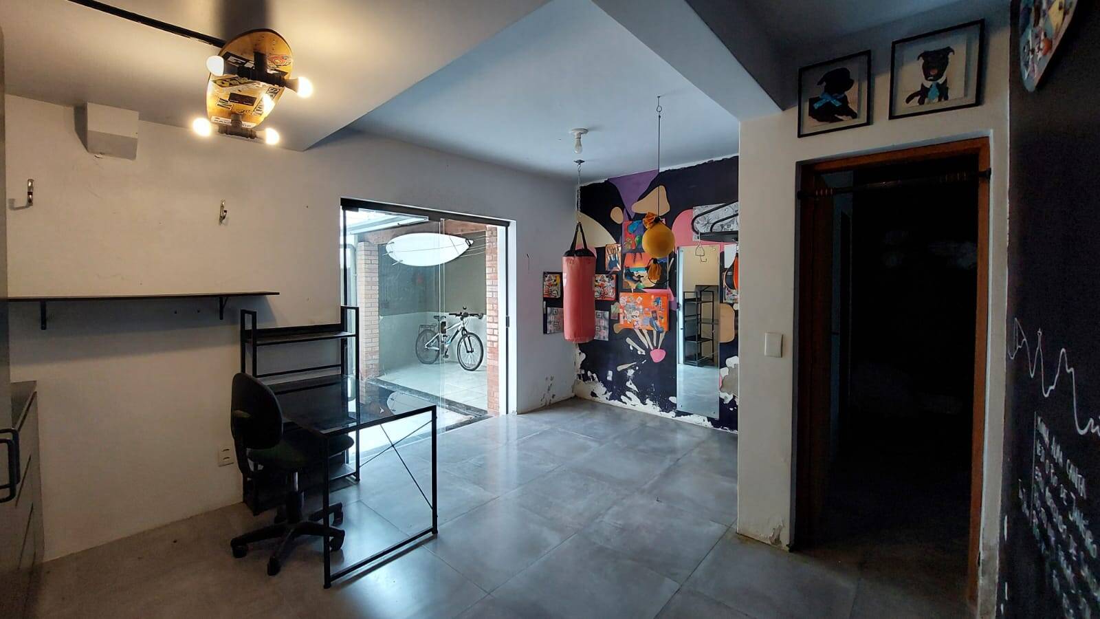 Casa, 4 quartos, 240 m² - Foto 9