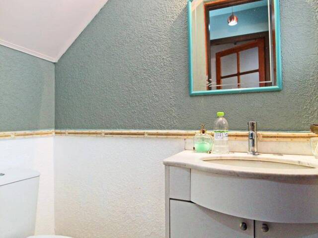 Casa em condomínio para Venda em Porto Alegre - 4