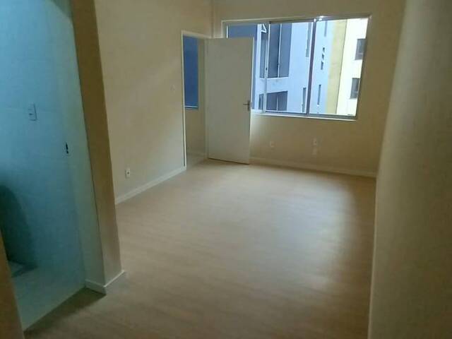 #11569 - Apartamento para Venda em Porto Alegre - RS - 3