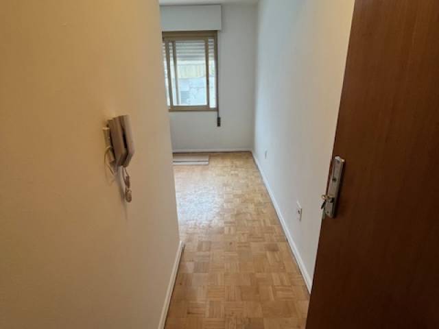 #LOC 183 - Apartamento para Locação em Porto Alegre - RS - 3