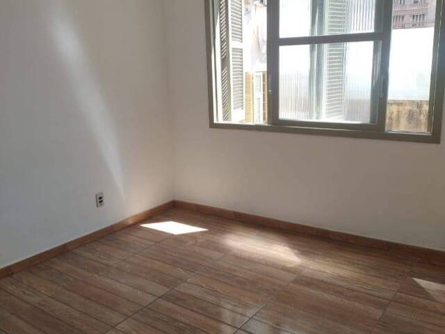 #11615H - Apartamento para Venda em Porto Alegre - RS - 3
