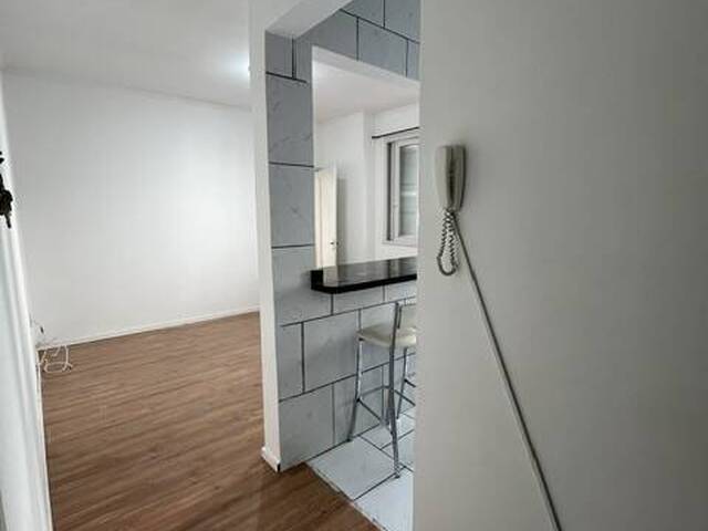 #LOC 194 - Apartamento para Locação em Porto Alegre - RS - 3