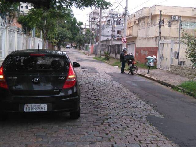 #10359V - Casa para Venda em Porto Alegre - RS - 3